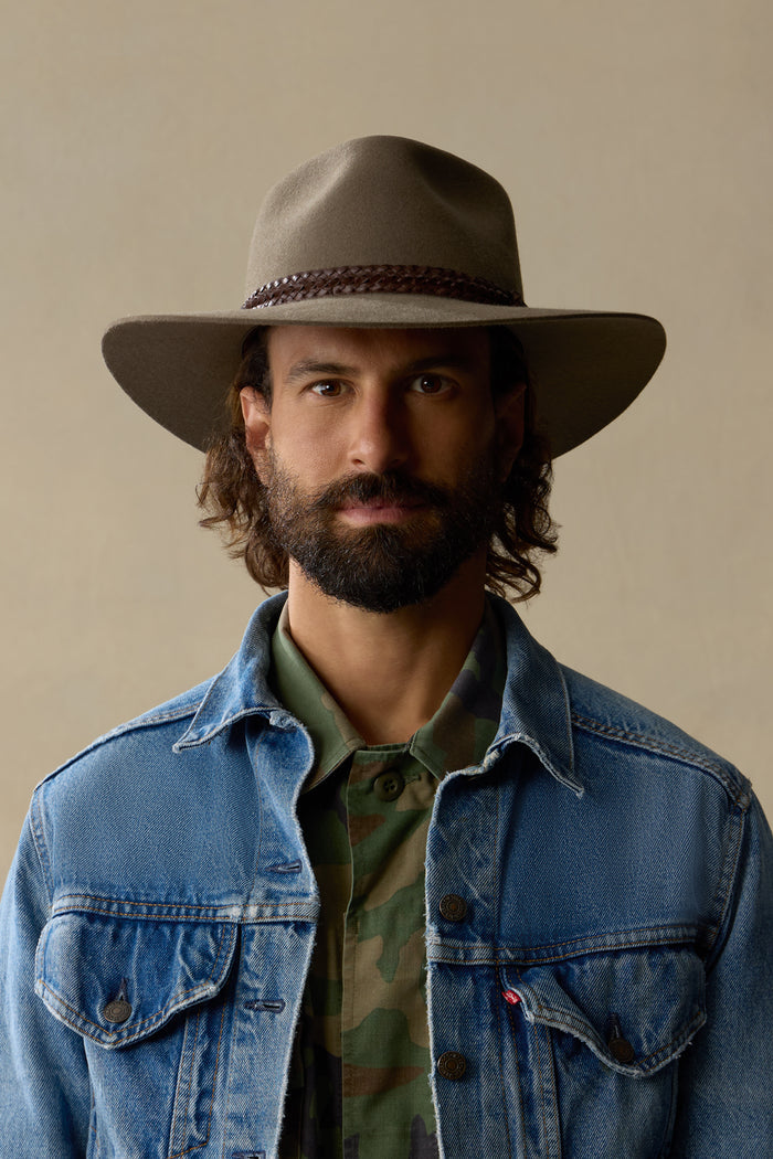 The Akubra Brumby