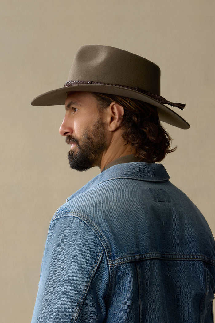 The Akubra Brumby