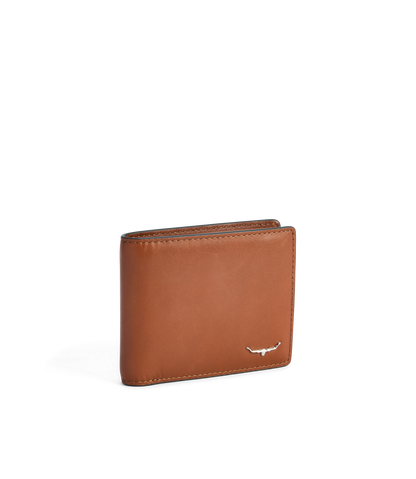Bifold wallet with pocket