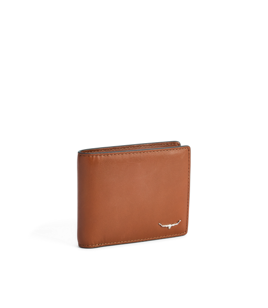 Bifold wallet with pocket