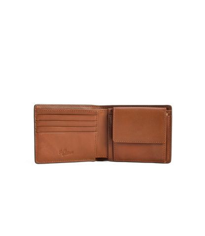 Bifold wallet with pocket