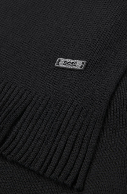 Raschel-knit scarf in virgin wool